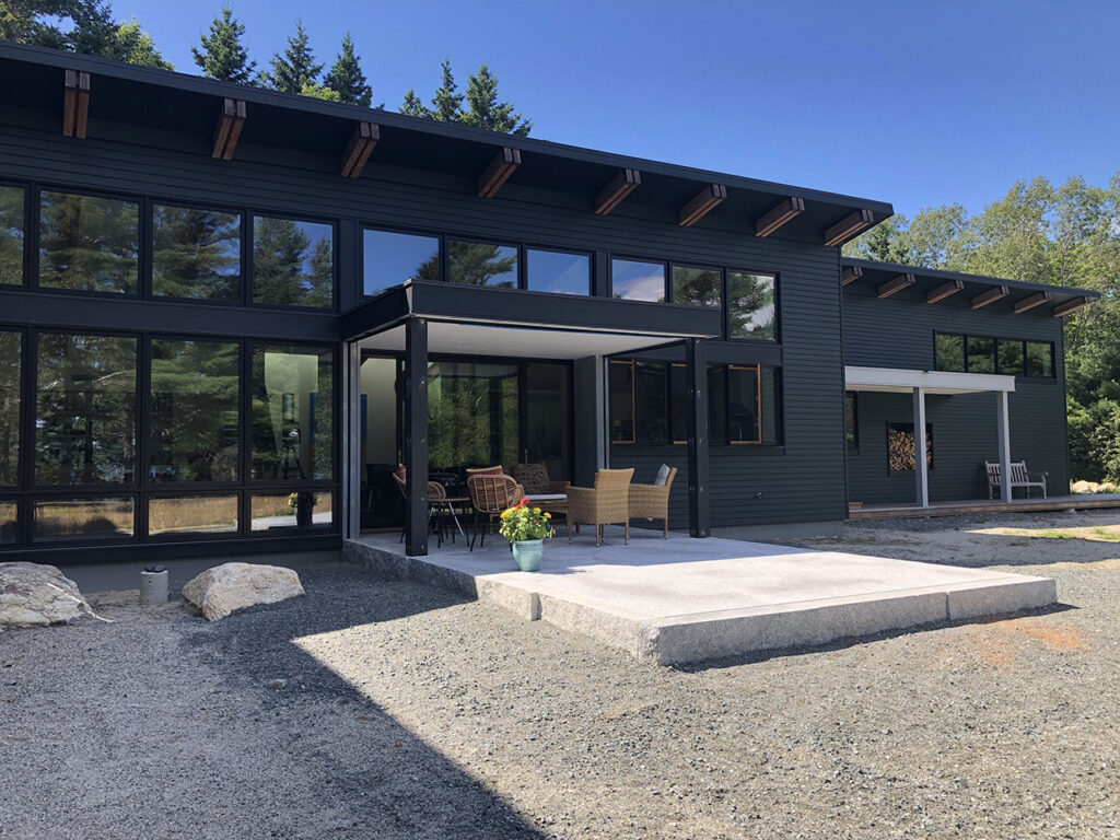 Exterior view of Brooklin Shore Front home